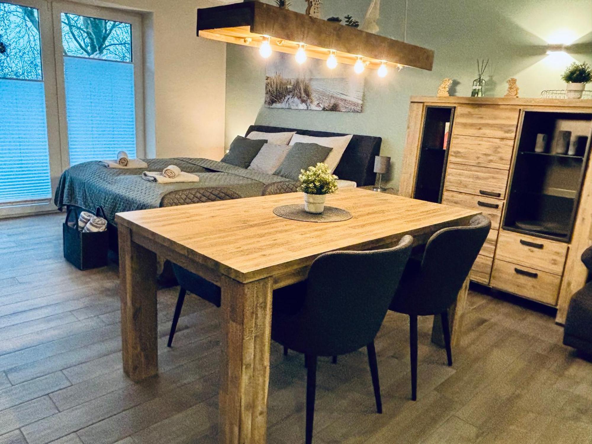 Kleine Auszeit -- Inklusive Parkplatz & Wifi, Geschirrspueler, Waschmaschine & Terrasse Mit Strandkorb -- Perfekt Fuer Urlaub & Business Шарбойц Экстерьер фото